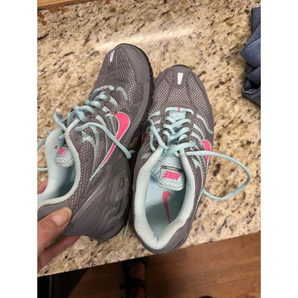 Nike Air Max Torch 4 Shoes Youth Size 5 Teal Pink